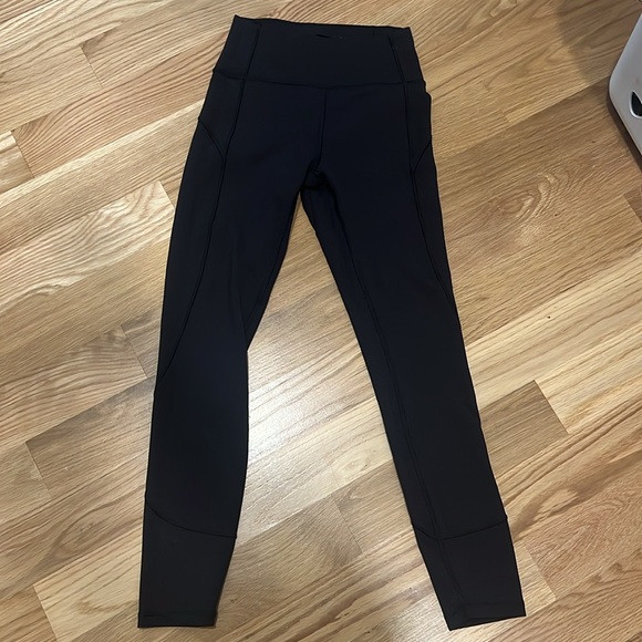 Lululemon In Movement Tight 25" *Everlux Black - Picture 5 of 6